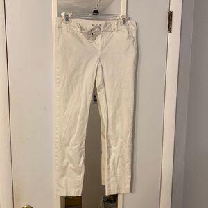 Old Navy White Cropped Pixie Pants; Size 2